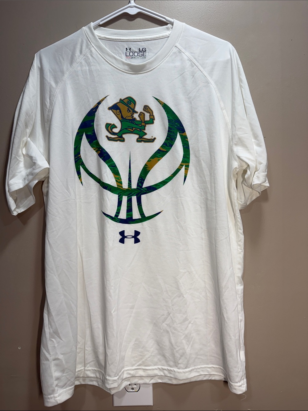 Under Armour White Short-Sleeve Performance Tee Notre Dame leprechaun size large